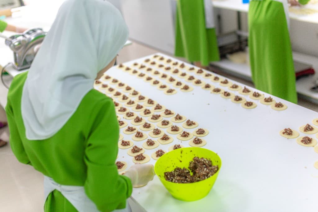 Diknus — her ürüne özenle dokunan eller